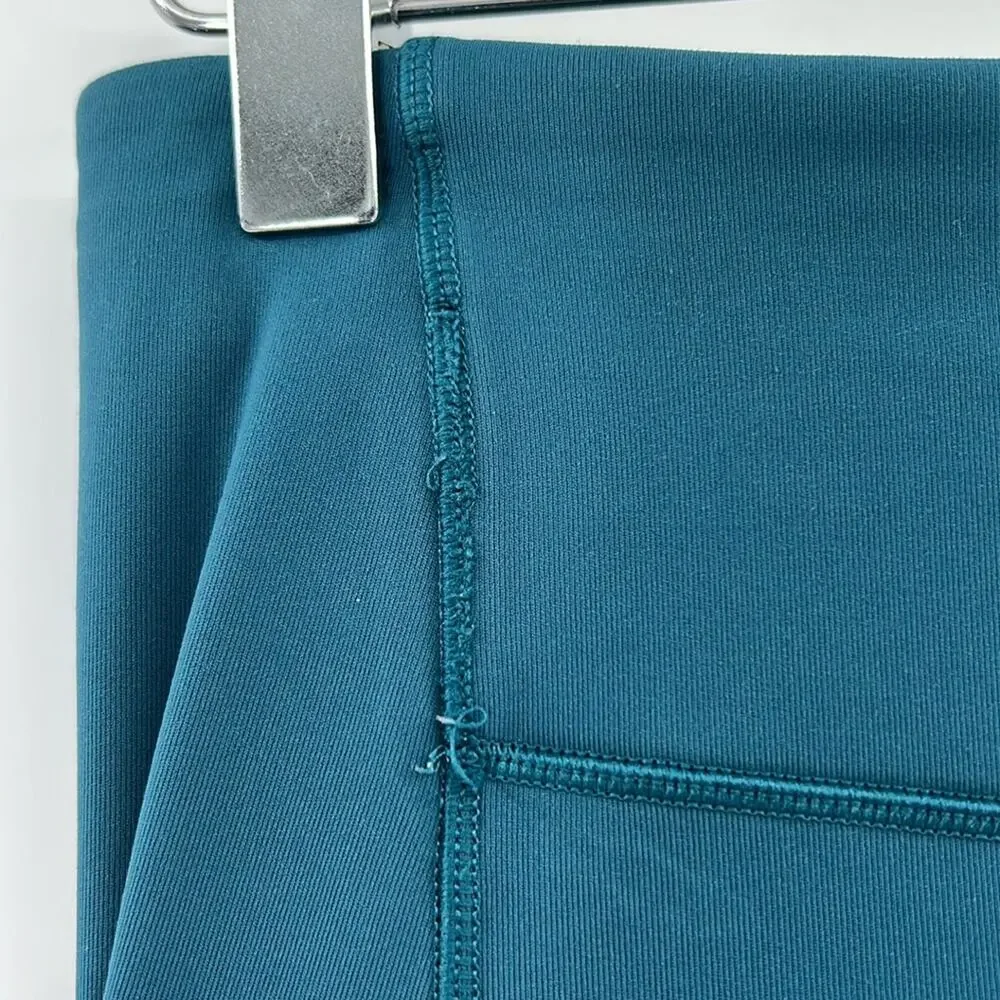 Lululemon Speed Up Crop *21